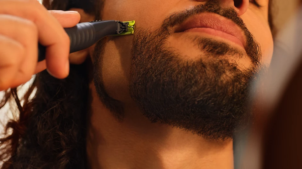 Philips OneBlade Face QP1424/10 | Trim, Edge & Shave | Original | Pakistan