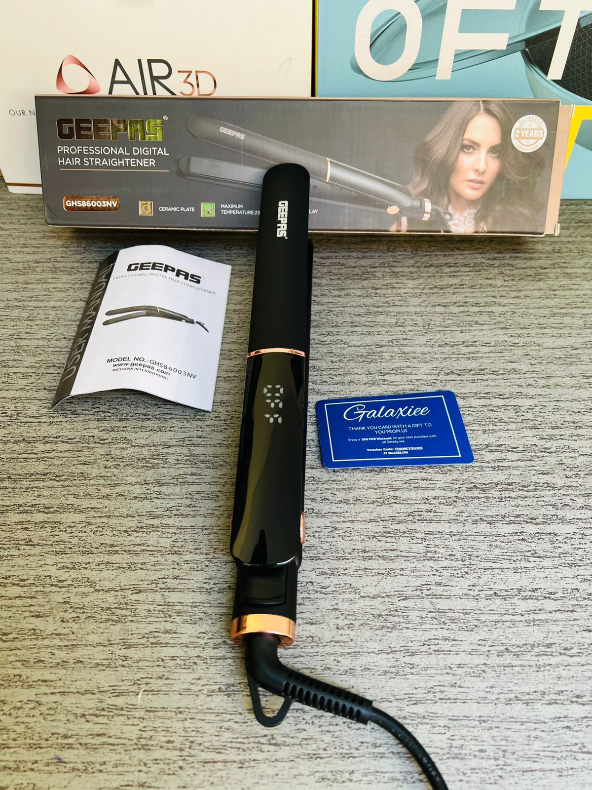 Geepas digital hair straightener GHS86003NY - Pakistan | Galaxiee