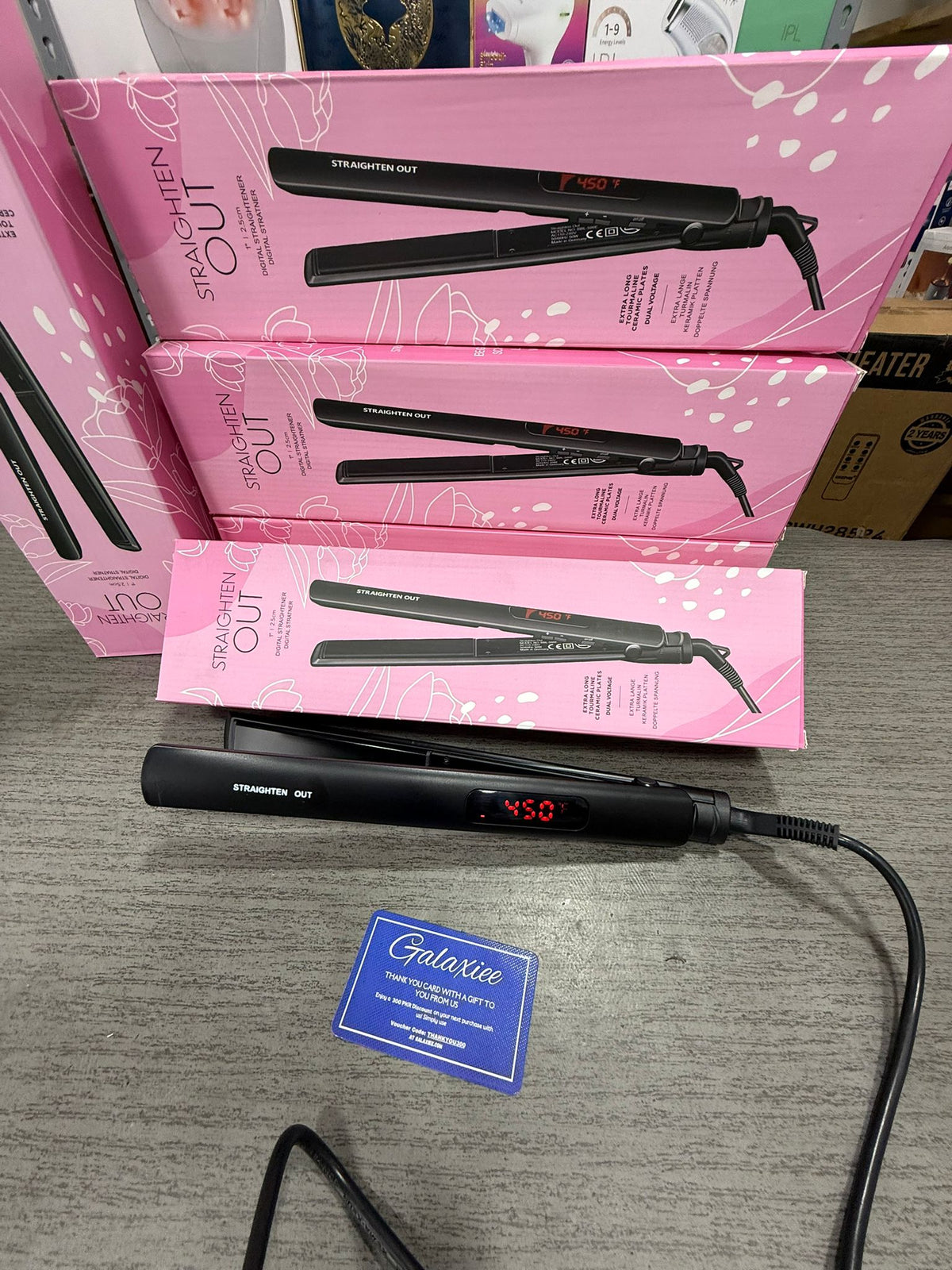 Straighten Out 1 digital ceramic hair straightener LCD - Pakistan | Galaxiee